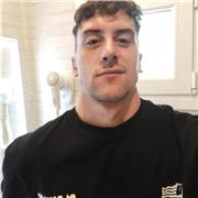 Soy un hombre apasionado por el deporte, y me gustaría transmitir esa pasión a otras personas y que inviertan en su salud